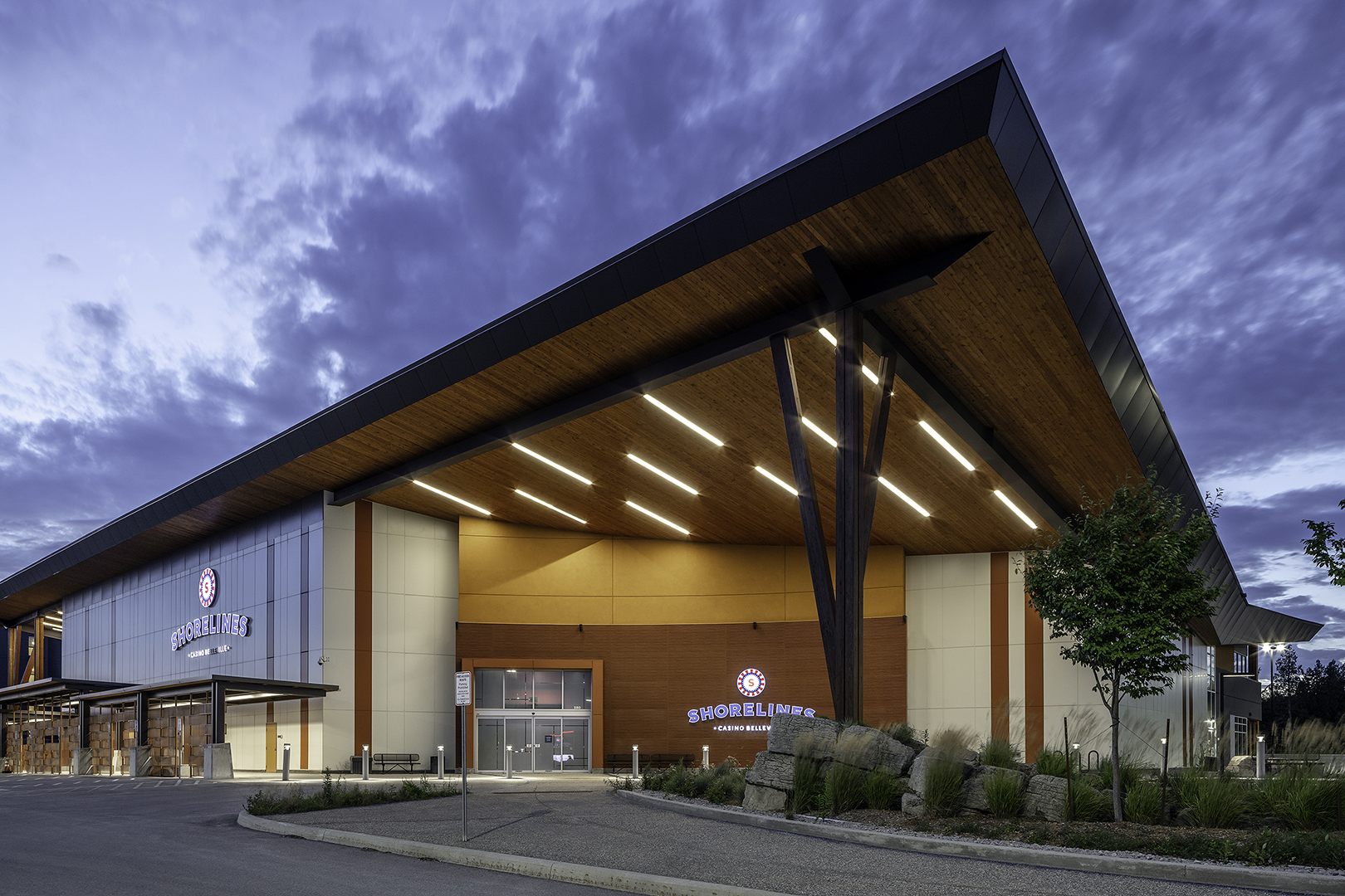 Casino Belleville Exterior